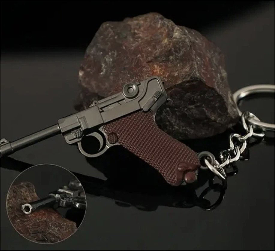 Mini P08 WWII Luger Pistol Gun Metal Keyring Premium. Ref.#08k